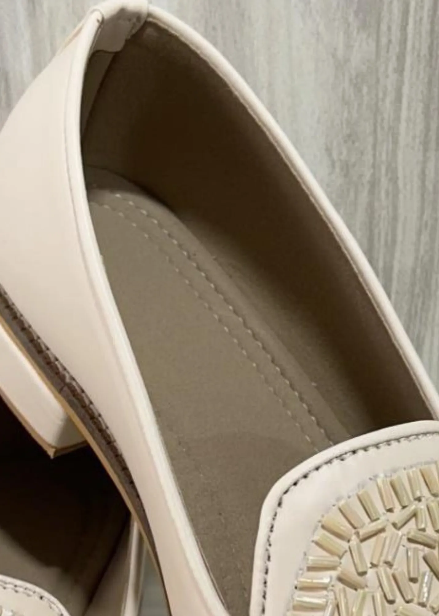 CREAM CUTDANA SHOES FOR MEN