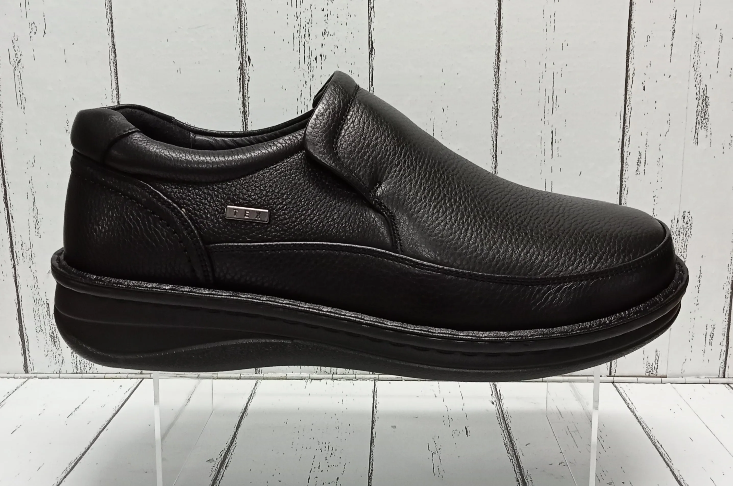 G-COMFORT SHOES (WIDE FITTING) - P3702 - SLIP ON SHOE - Black (Waterproof)
