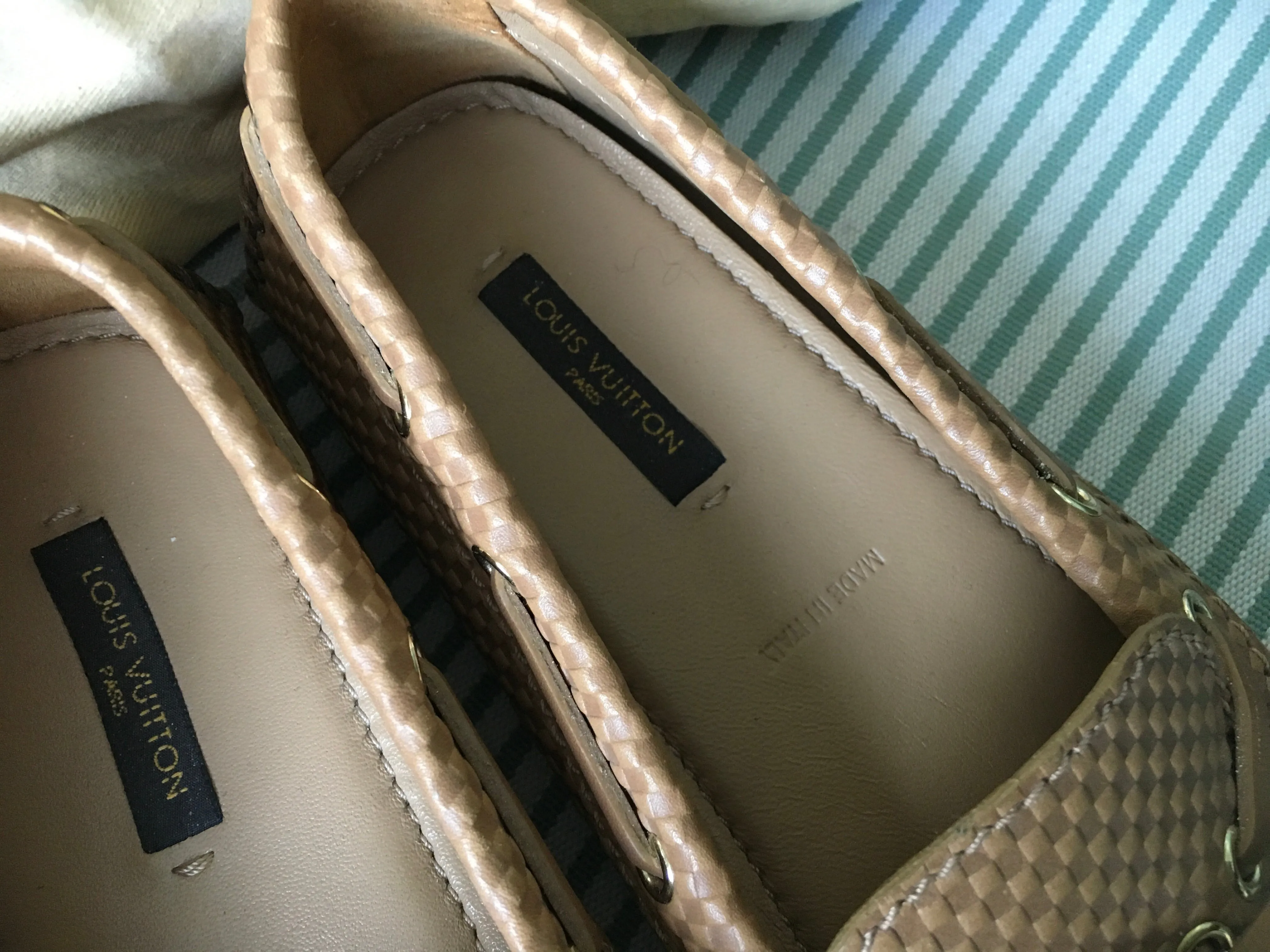 Louis Vuitton Beige Petit Damier Embossed Leather Gloria Bow Loafers Size 36 Ladies