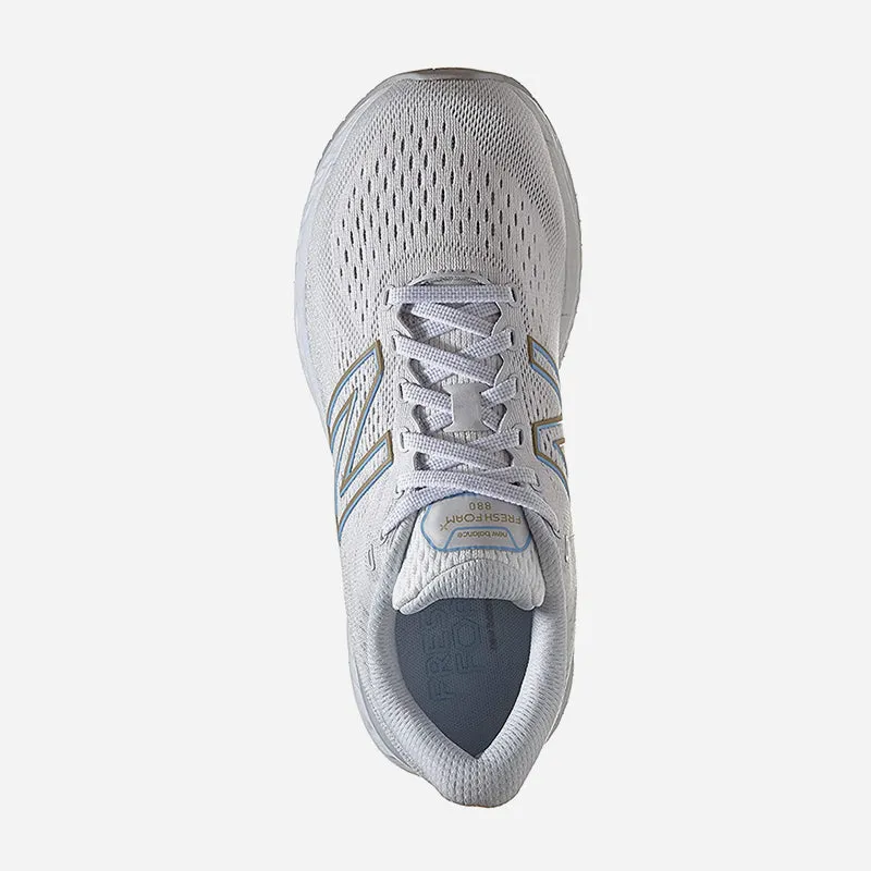 New Balance Women's 880V11
