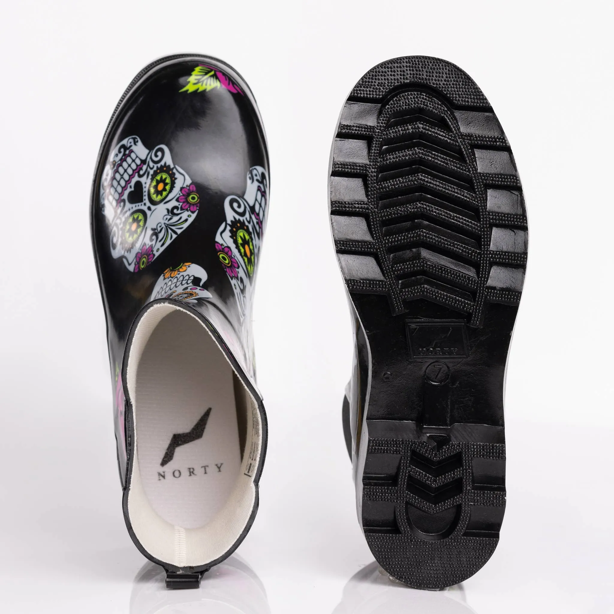 Norty Women 6 Chelsea Ankle Rain Boot Skulls