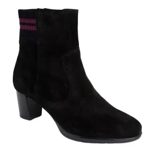 Olesia - Black