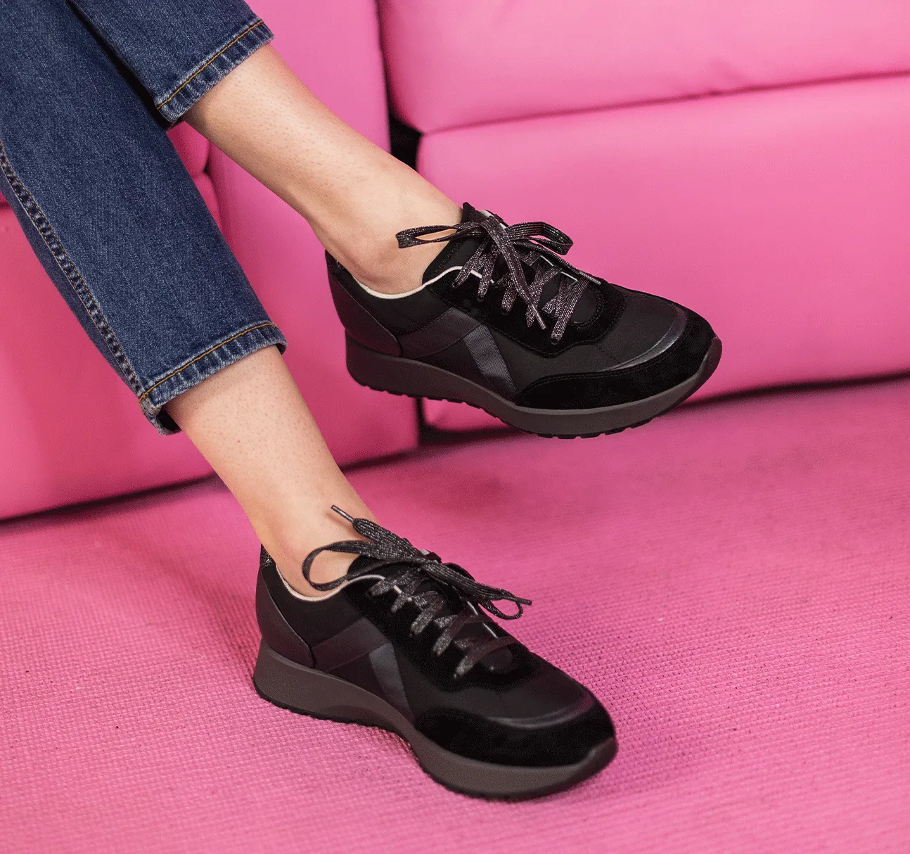 PIPER-BLACK SUEDE/FABRIC COMBO