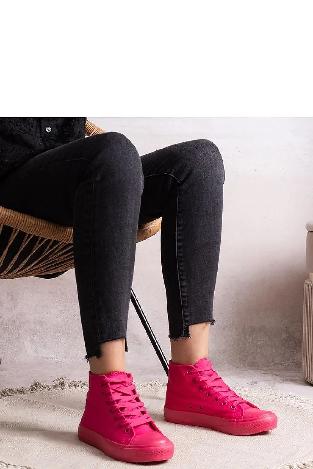 Sneakers model 207213 Solea