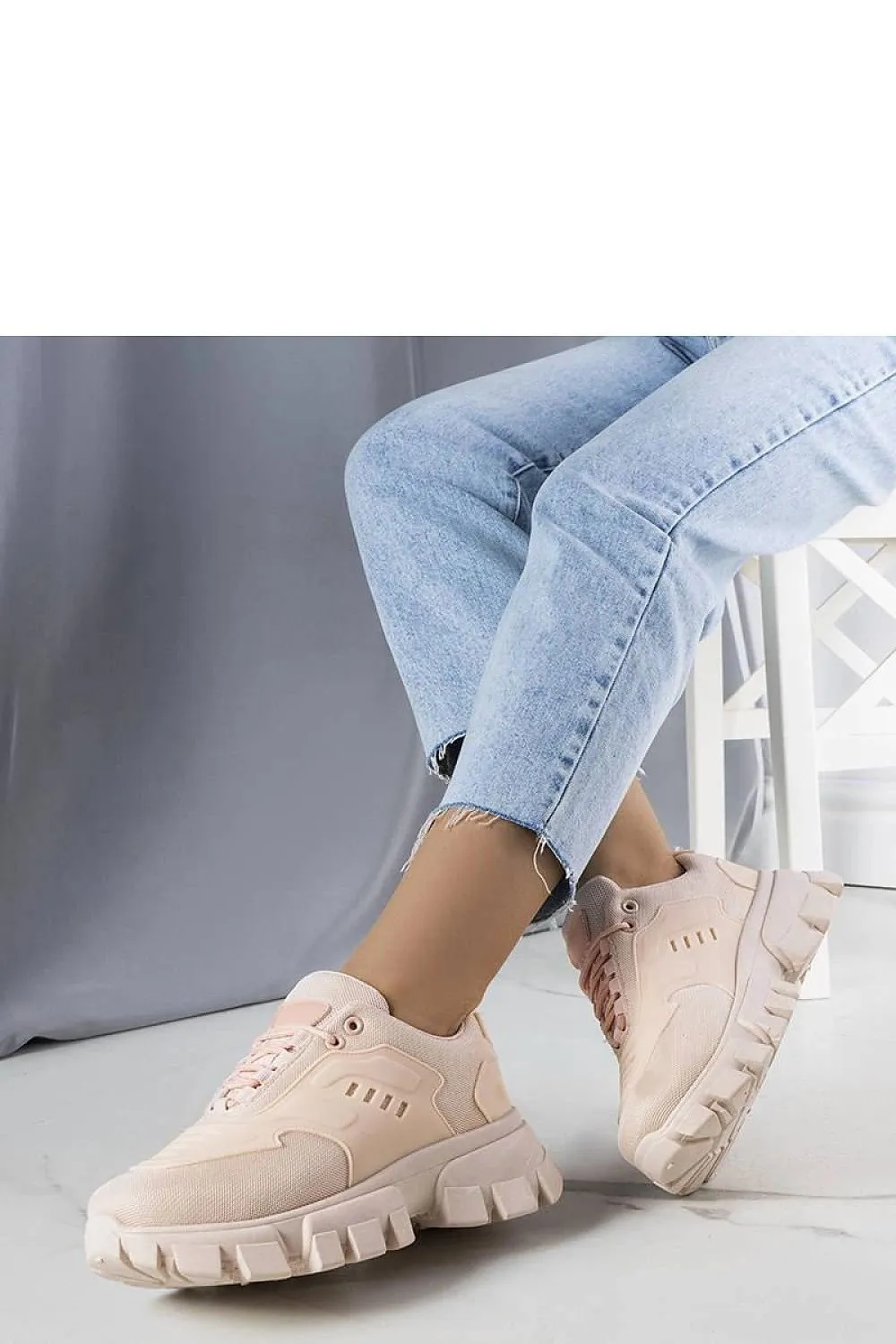 Sneakers model 208001 Solea