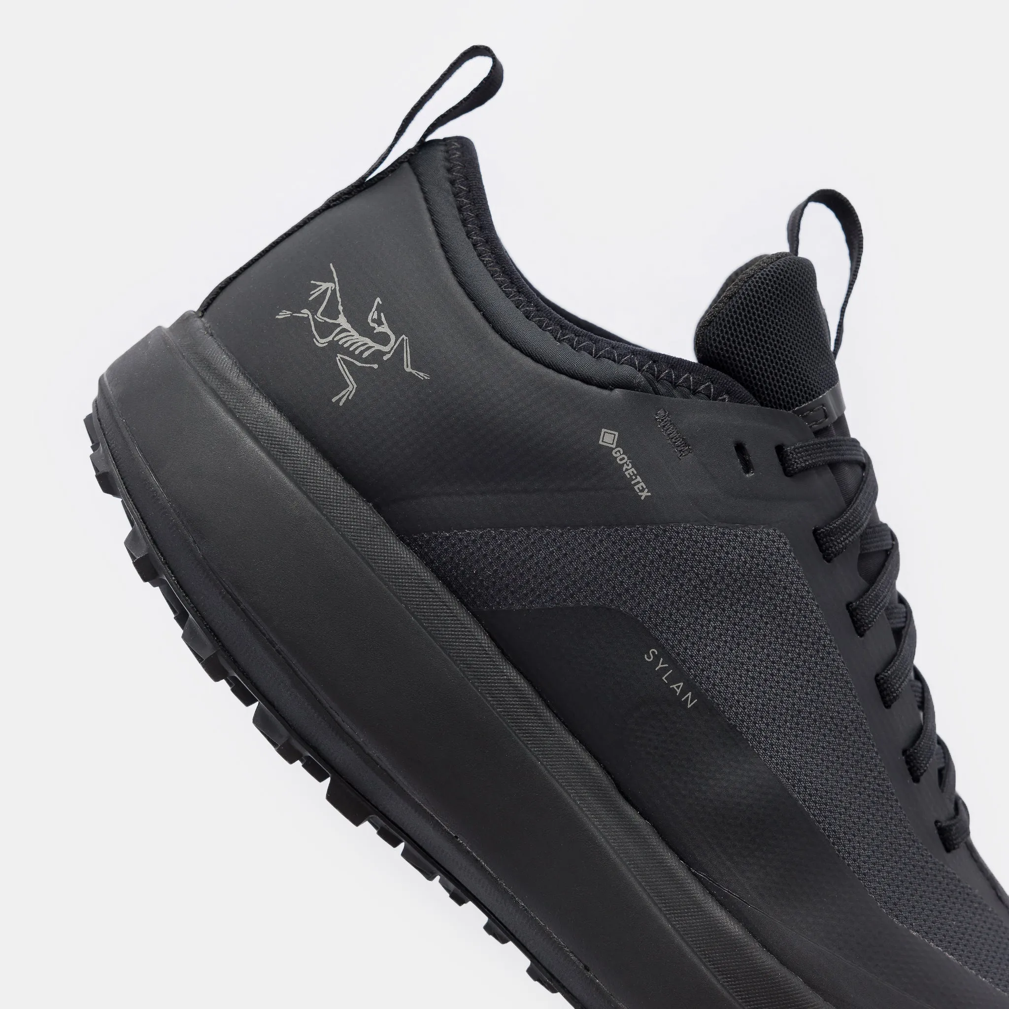 Sylan Gore-Tex Sneaker in Black/Black